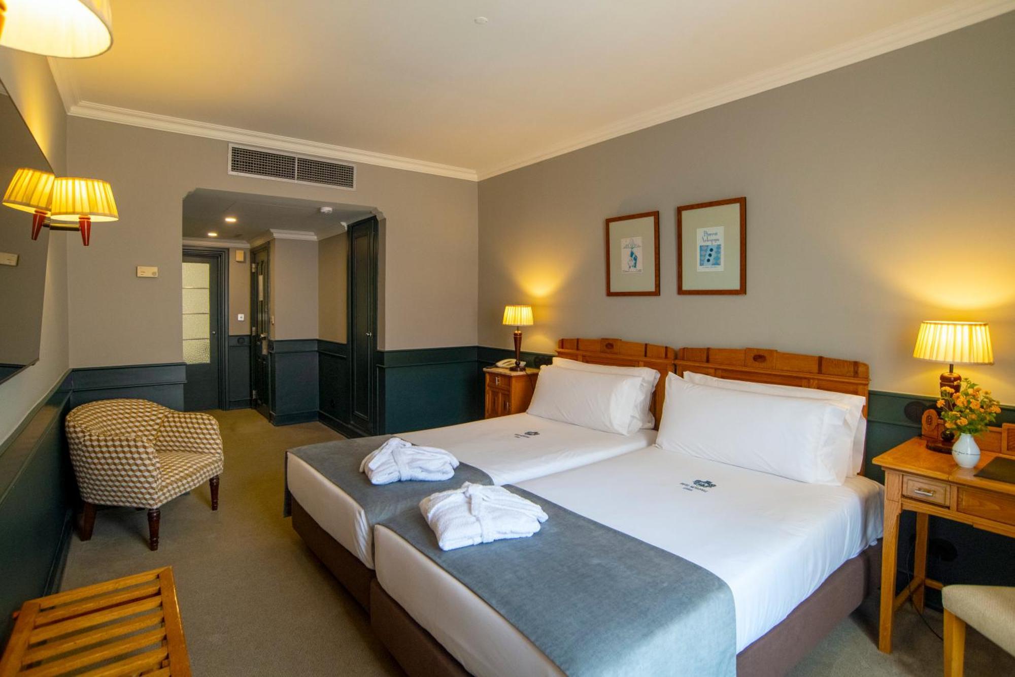 Double or Twin Room Rossio Square view
